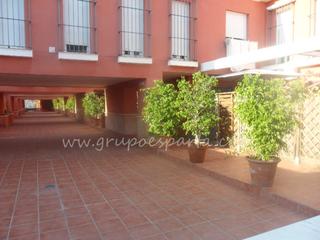 Lloguer Pis a A-8076 127. Alquiler semi amueblado. espartinas