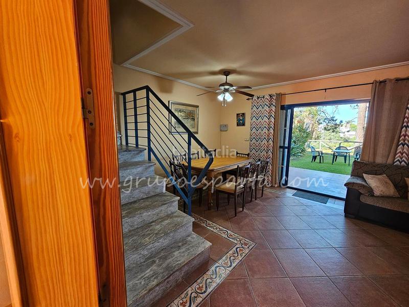 Foto 2cb43487-cf6a-4551-8988-bbd9f44f2cb2. Reihenhaus in paseo flecha de nueva umbría 10 in Islantilla golf Islantilla