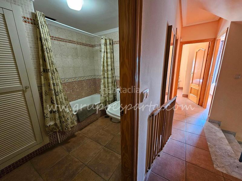 Foto 5cf8f785-839a-40ca-aa41-7d9dd80520f3. Reihenhaus in paseo flecha de nueva umbría 10 in Islantilla golf Islantilla