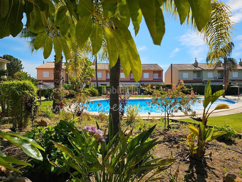 Foto 7db6007f-e1a6-4236-a87d-89865ed5597e. Reihenhaus in paseo flecha de nueva umbría 10 in Islantilla golf Islantilla