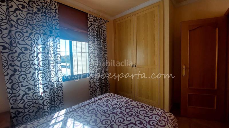 Foto 7fb913a1-2878-4aa8-ba6a-e2f418df6d4e. Reihenhaus in paseo flecha de nueva umbría 10 in Islantilla golf Islantilla