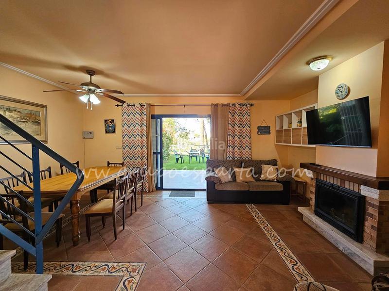 Foto f757349e-6447-4c0b-ae0c-86db7b74153e. Reihenhaus in paseo flecha de nueva umbría 10 in Islantilla golf Islantilla