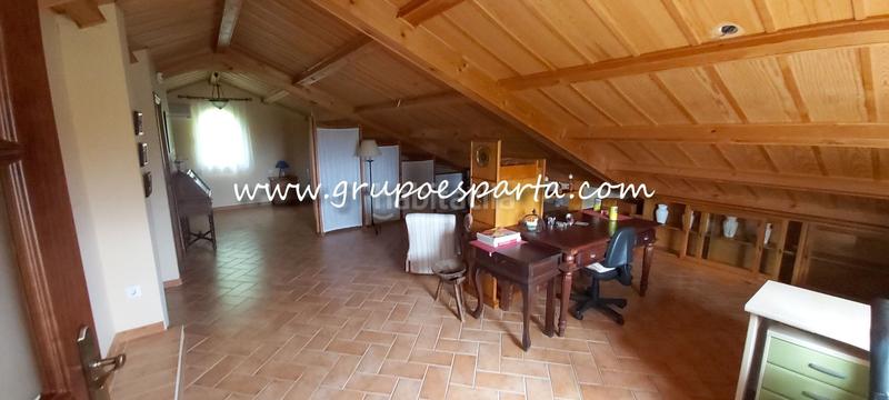 Foto 0baca808-137f-4c2a-b9de-a4ff4c660d8b. Lloguer xalet amb aparcament piscina a Loreto Espartinas
