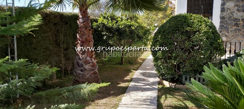 Foto ea6f84fa-7716-474a-94f8-39d902947f3e. Lloguer xalet amb aparcament piscina a Loreto Espartinas