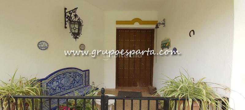 Foto 952451b3-2855-42a1-8eaf-17ad77a1bb93. Location chalet avec parking piscine dans Loreto Espartinas