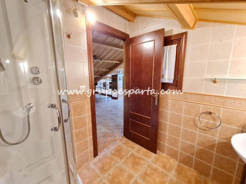 Foto b6e00ee3-8b2a-418c-8ebe-5e74821cfe11. Location chalet avec parking piscine dans Loreto Espartinas