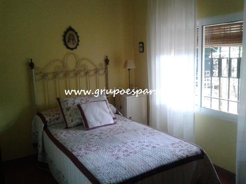 Foto 0b0ee559-c9b1-4495-aa0d-c6bdfdf92dc2. Miete chalet mit parking pool in Loreto Espartinas