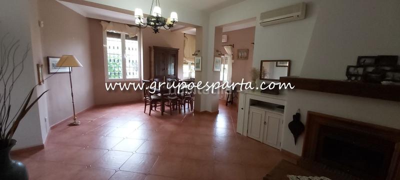 Foto c02fb351-0c91-4e1d-94ea-79b1ee583dd3. Miete chalet mit parking pool in Loreto Espartinas