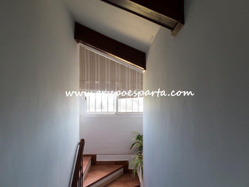 Foto 8939ce44-e002-4203-a9d7-bfa205c51993. Rent chalet with parking pool in Loreto Espartinas