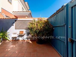 Casa adossada  Calle cristina hoyos. Adosado 2 plantas mas buhardilla en aljamar tomares