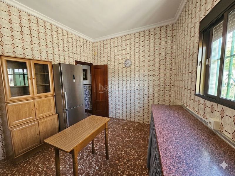 Foto 14607908-b7e0-4e68-97c6-94cb63e9b434. Casa adossada a lopaz 20 a Umbrete