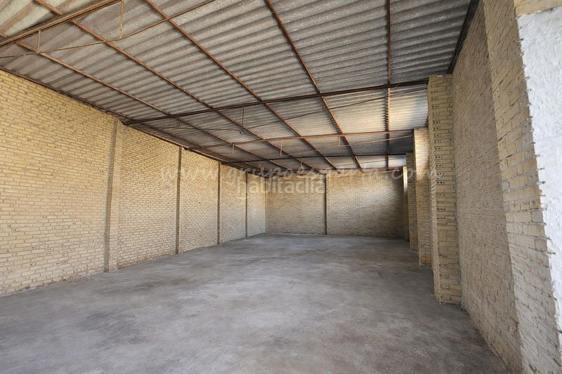 Foto 1809a986-03e4-42b5-97cc-fe72b802e9f3. Casa adossada a lopaz 20 a Umbrete