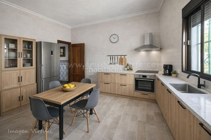 Foto 4e74ad14-f72e-4589-8e0d-a1462f708385. Casa adossada a lopaz 20 a Umbrete