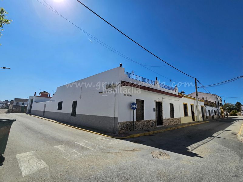 Foto 6dab046a-48c1-4b15-a629-d6fac0439518. Casa adossada a lopaz 20 a Umbrete