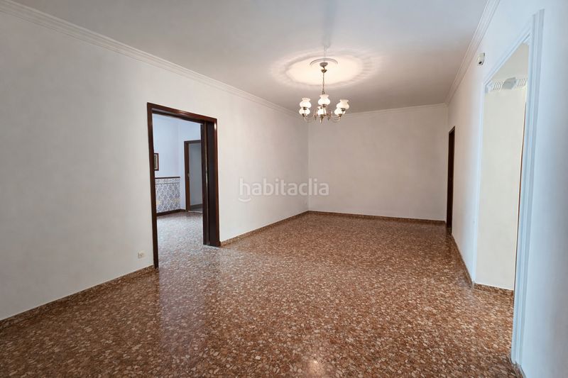 Foto 999b8892-1843-48df-8b66-3c5095d48cd0. Casa adossada a lopaz 20 a Umbrete