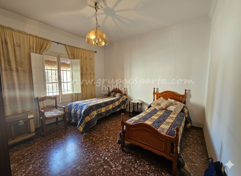 Foto a51e7067-eaa2-4ce4-83d8-8901b101e9ab. Casa adossada a lopaz 20 a Umbrete