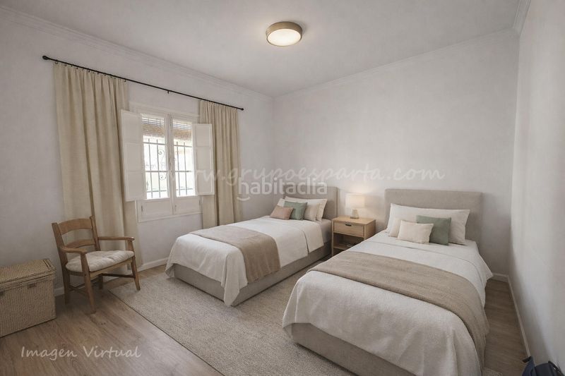 Foto f2a89daf-7229-4954-9b67-14cc83e60866. Casa adossada a lopaz 20 a Umbrete