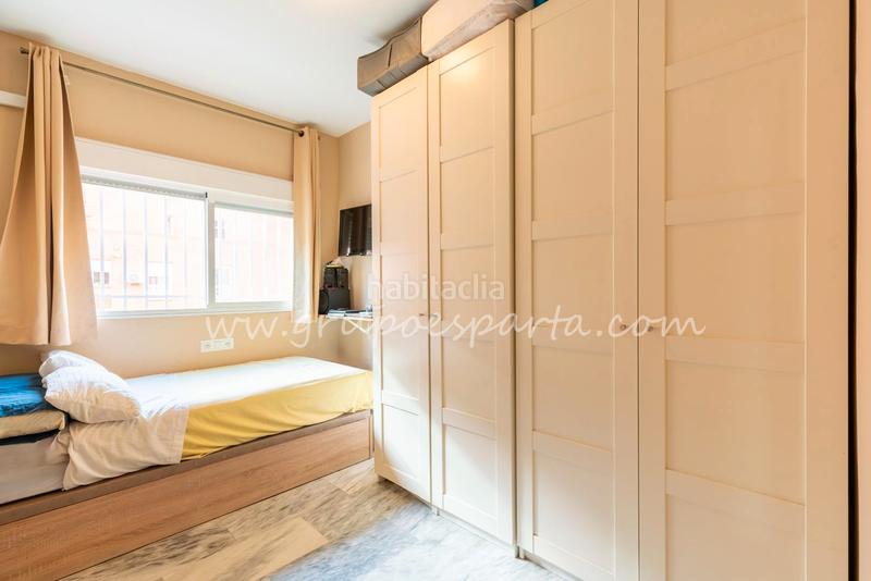 Foto 0365a51b-15d3-4b68-b3b6-ef6d83ebaf20. Appartamento in calle flor de tomillo 8 in colores - entreparques Sevilla