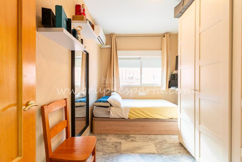 Foto 4cebbae7-cbcc-40fb-91f9-6d4e48624d67. Appartamento in calle flor de tomillo 8 in colores - entreparques Sevilla