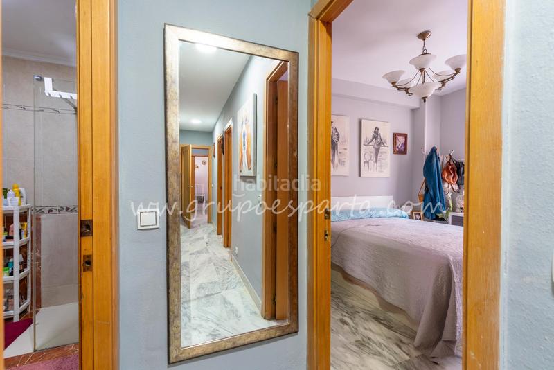 Foto 7eb43e6b-5623-4bf3-a7b1-83c2508012eb. Appartamento in calle flor de tomillo 8 in colores - entreparques Sevilla