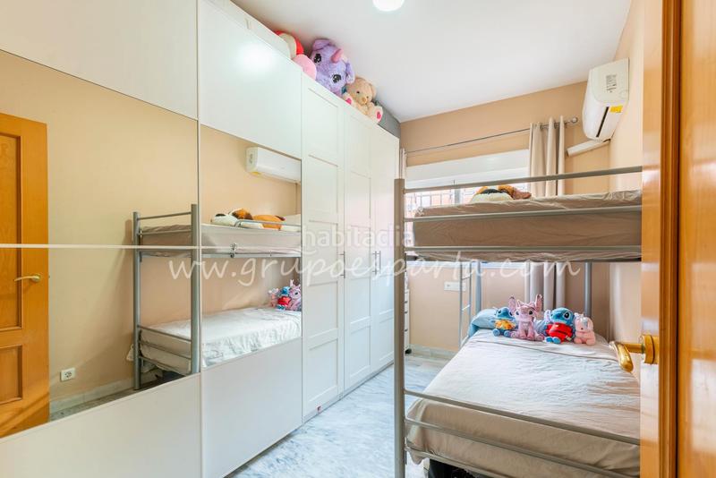 Foto 960665b7-d152-41ab-a6f4-eb24b0e32c25. Appartamento in calle flor de tomillo 8 in colores - entreparques Sevilla