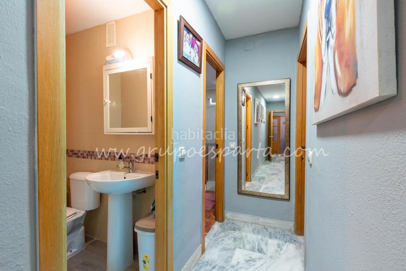 Foto bccfb312-fe1e-4df7-97ab-ad711660ed10. Appartamento in calle flor de tomillo 8 in colores - entreparques Sevilla