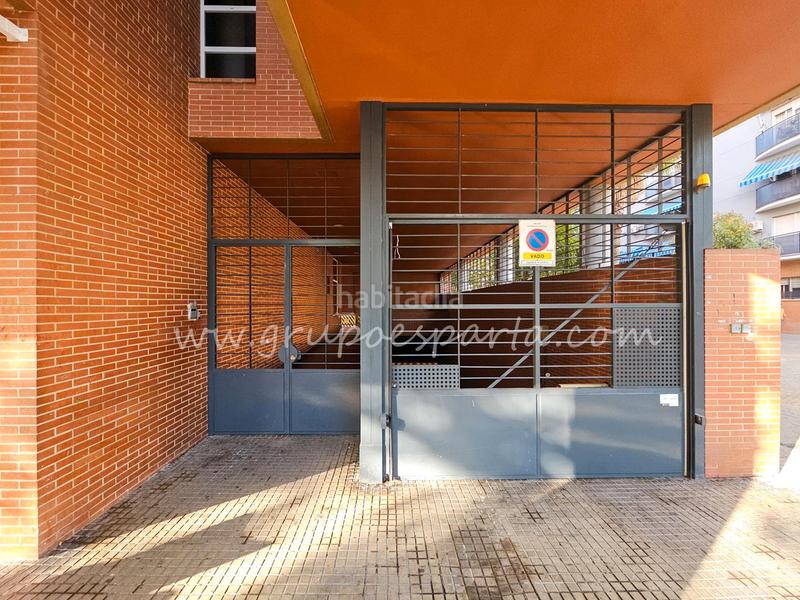 Foto f073051b-dcf1-46de-b9d6-13de8d871b22. Appartamento in calle flor de tomillo 8 in colores - entreparques Sevilla