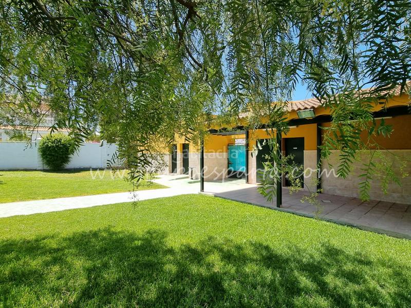 Foto 4b781a9c-70b9-4075-851c-f0f49a6509ab. Casa adosada en calle arrope 16 vivienda adosada con piscina comunitaria. en Villanueva del Ariscal