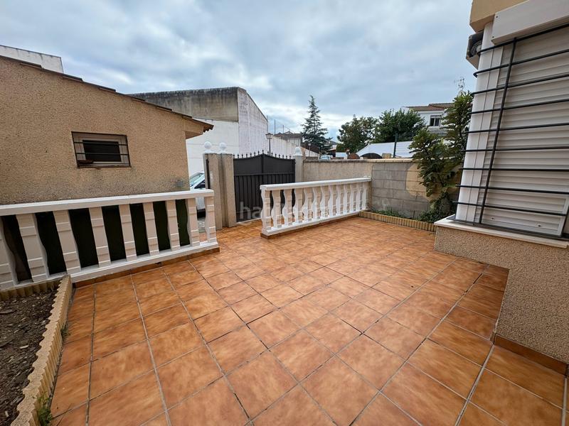 Foto 66b7dd32-0a27-44b5-b615-d019fbc1219d. Casa adosada en calle arrope 16 vivienda adosada con piscina comunitaria. en Villanueva del Ariscal