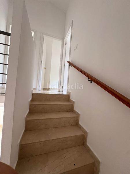 Foto c4cca802-4a8a-48f2-bbbb-5c91f0b04915. Casa adosada en calle arrope 16 vivienda adosada con piscina comunitaria. en Villanueva del Ariscal