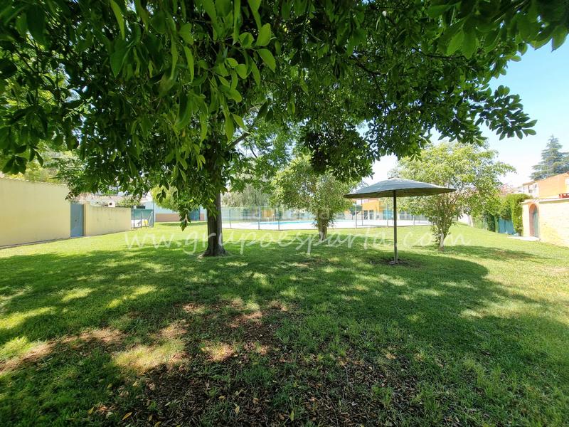 Foto c9933fc8-c978-4754-b1da-322faa5b8d0b. Casa adosada en calle arrope 16 vivienda adosada con piscina comunitaria. en Villanueva del Ariscal