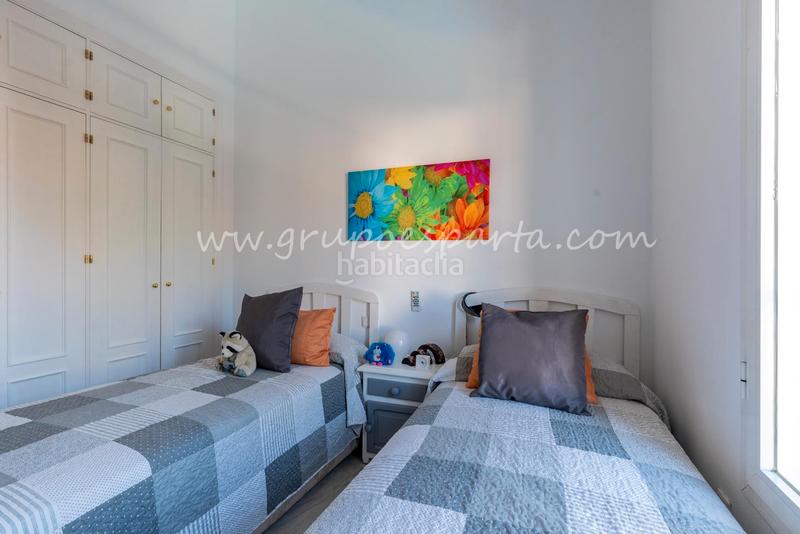 Foto 054840f4-efcc-4a15-858a-c3ba073cfa8f. Towny house with fireplace parking pool in Valencina de la Concepción