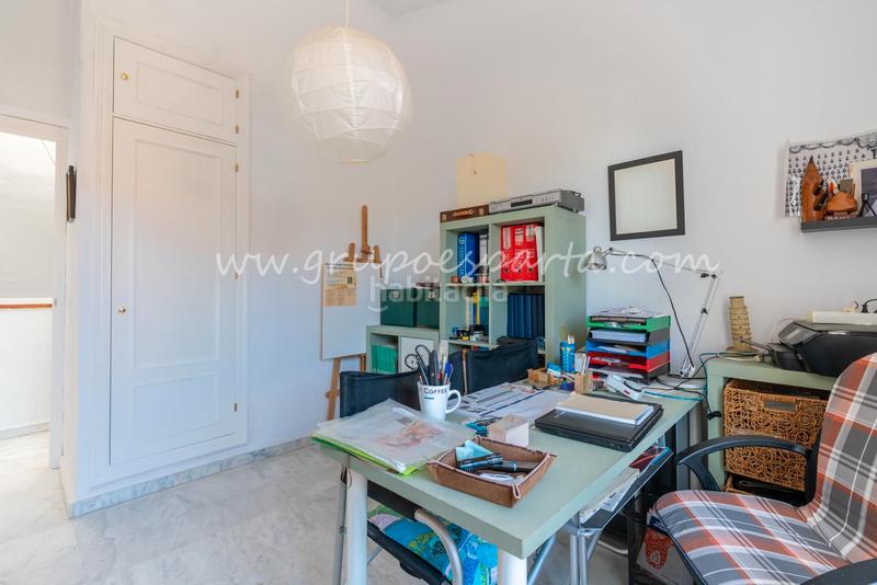 Foto 1ad3948c-6ddf-4062-ad31-561d62225e04. Towny house with fireplace parking pool in Valencina de la Concepción