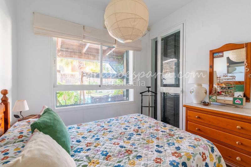 Foto 88cd63b5-e65d-4554-a130-098e635a6ce3. Towny house with fireplace parking pool in Valencina de la Concepción