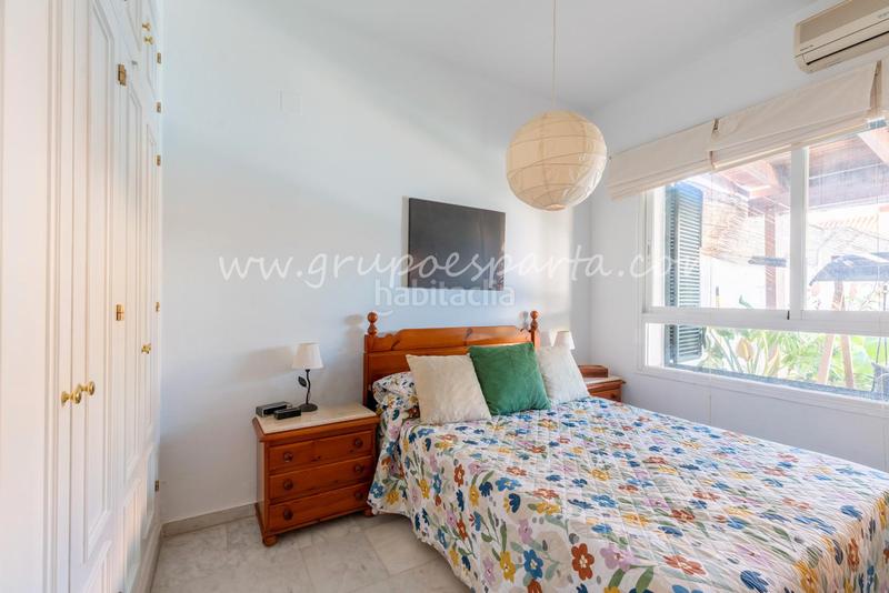 Foto 8af51c3e-b09a-4c05-aa6a-43c39bf08e6a. Towny house with fireplace parking pool in Valencina de la Concepción