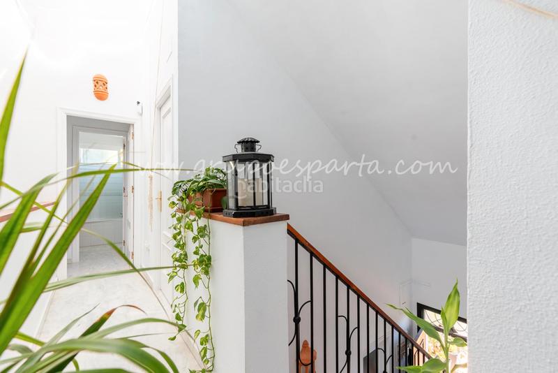 Foto d75b250c-9303-4083-aeae-e4ec2e606505. Towny house with fireplace parking pool in Valencina de la Concepción