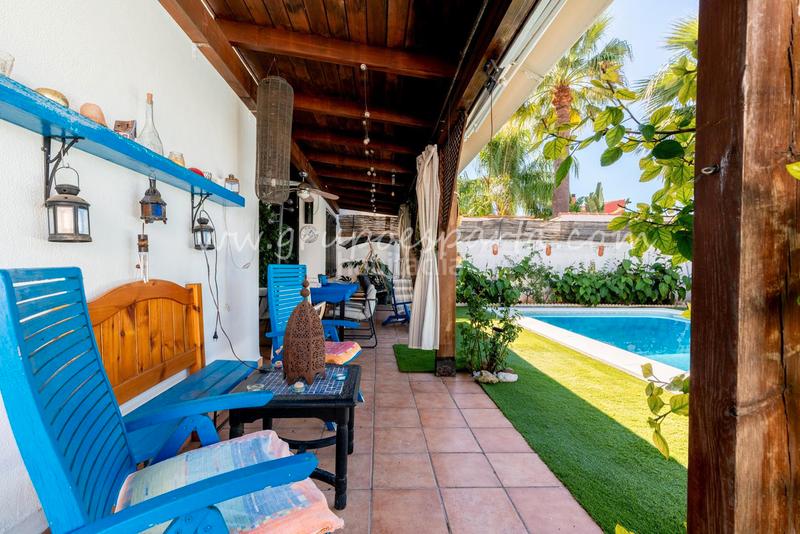 Foto e92c3d62-2333-49fc-9db7-d26a28e2536e. Towny house with fireplace parking pool in Valencina de la Concepción