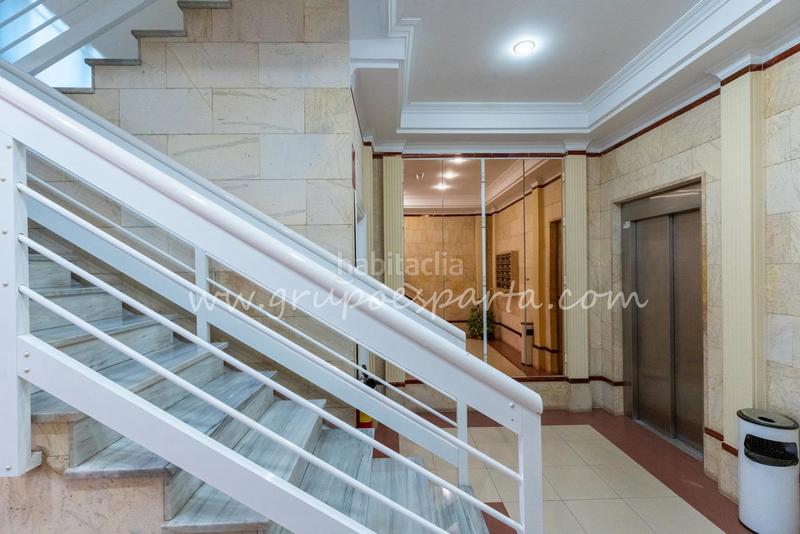 Foto 12b7fc70-7b0b-448d-97b5-8e010adbc543. Etagenwohnung mit parking in La Calzada - La Florida Sevilla