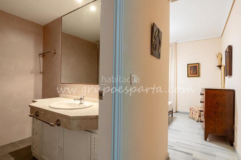 Foto 2a01a6ca-1bc3-4ad3-8757-cc2e02aa010f. Etagenwohnung mit parking in La Calzada - La Florida Sevilla