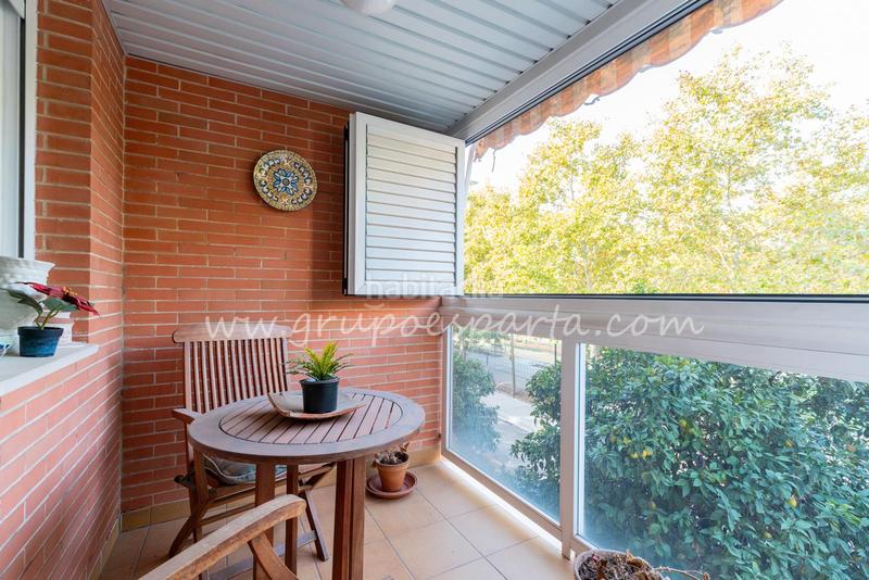 Foto 3a5d38f9-da6b-4215-a00f-604608fc8833. Etagenwohnung mit parking in La Calzada - La Florida Sevilla