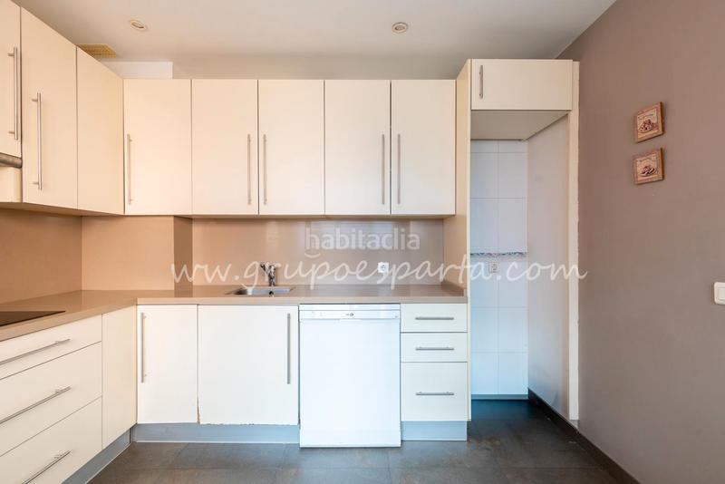 Foto 4b49acdc-36cc-4d67-8ef3-bfbcc18f236a. Etagenwohnung mit parking in La Calzada - La Florida Sevilla