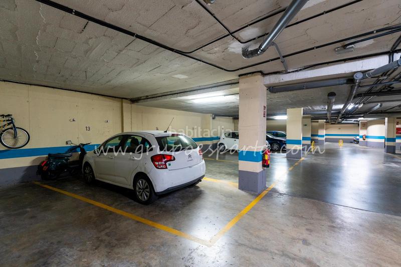 Foto 62743ddd-41fd-4ac4-8b63-f2e712c0f9aa. Etagenwohnung mit parking in La Calzada - La Florida Sevilla