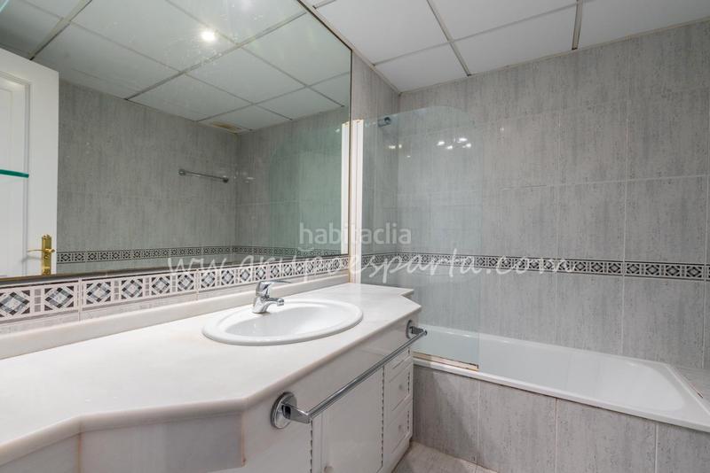 Foto 6d2d3aa1-8287-4cc8-a5a0-185acba1ec6d. Etagenwohnung mit parking in La Calzada - La Florida Sevilla