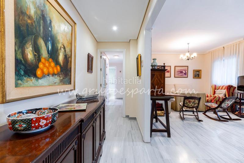 Foto 804e61a1-9da1-423d-9404-ab000fe82d7c. Etagenwohnung mit parking in La Calzada - La Florida Sevilla