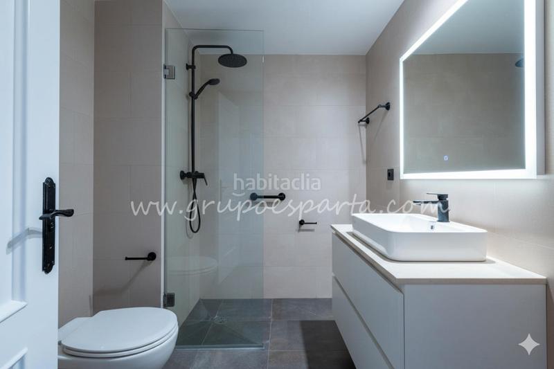 Foto b517f454-191e-4f14-a3ce-d810bd79aa14. Etagenwohnung mit parking in La Calzada - La Florida Sevilla