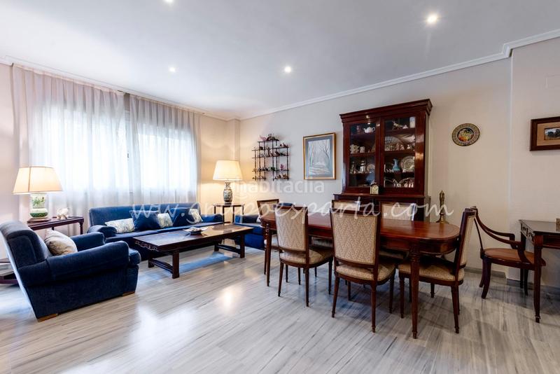 Foto e463267e-37c9-4cf0-a9ef-5f2bd3c7f0d0. Etagenwohnung mit parking in La Calzada - La Florida Sevilla