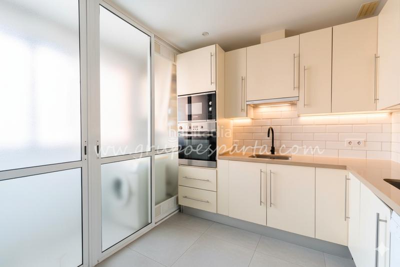 Foto e8ce8293-480f-4c8c-a3b9-b16f4b6632c2. Etagenwohnung mit parking in La Calzada - La Florida Sevilla