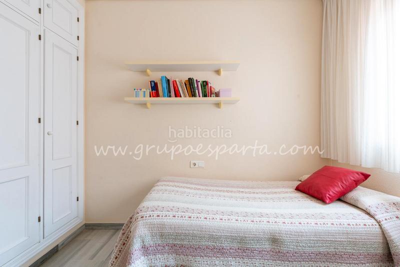 Foto edc5765a-7780-4f47-bcc2-ac6ef748ccb2. Etagenwohnung mit parking in La Calzada - La Florida Sevilla