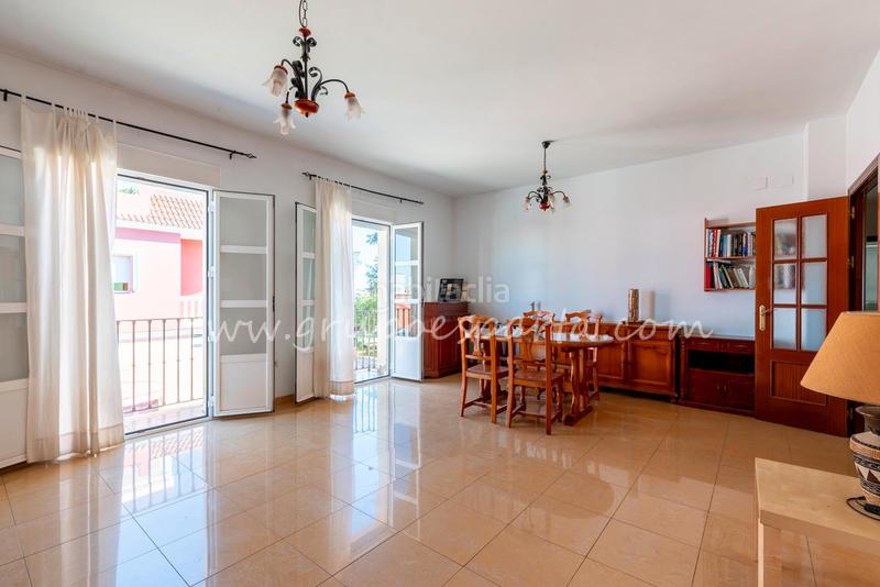 Foto 5dd91572-dba8-4fd5-9801-f219da346aa4. Attique dans calle virgen de las marismas 1 dans Espartinas pueblo Espartinas