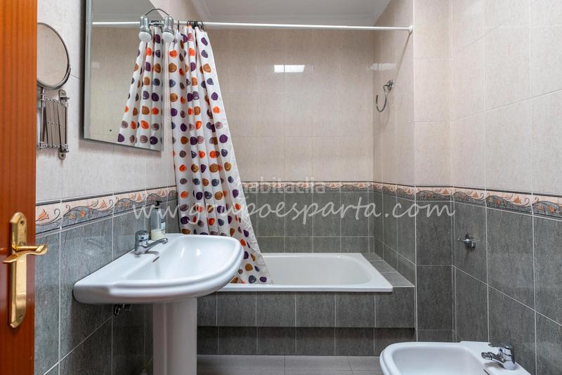 Foto 7786441b-b182-44c5-b4ef-4e2e79fc87c6. Attique dans calle virgen de las marismas 1 dans Espartinas pueblo Espartinas